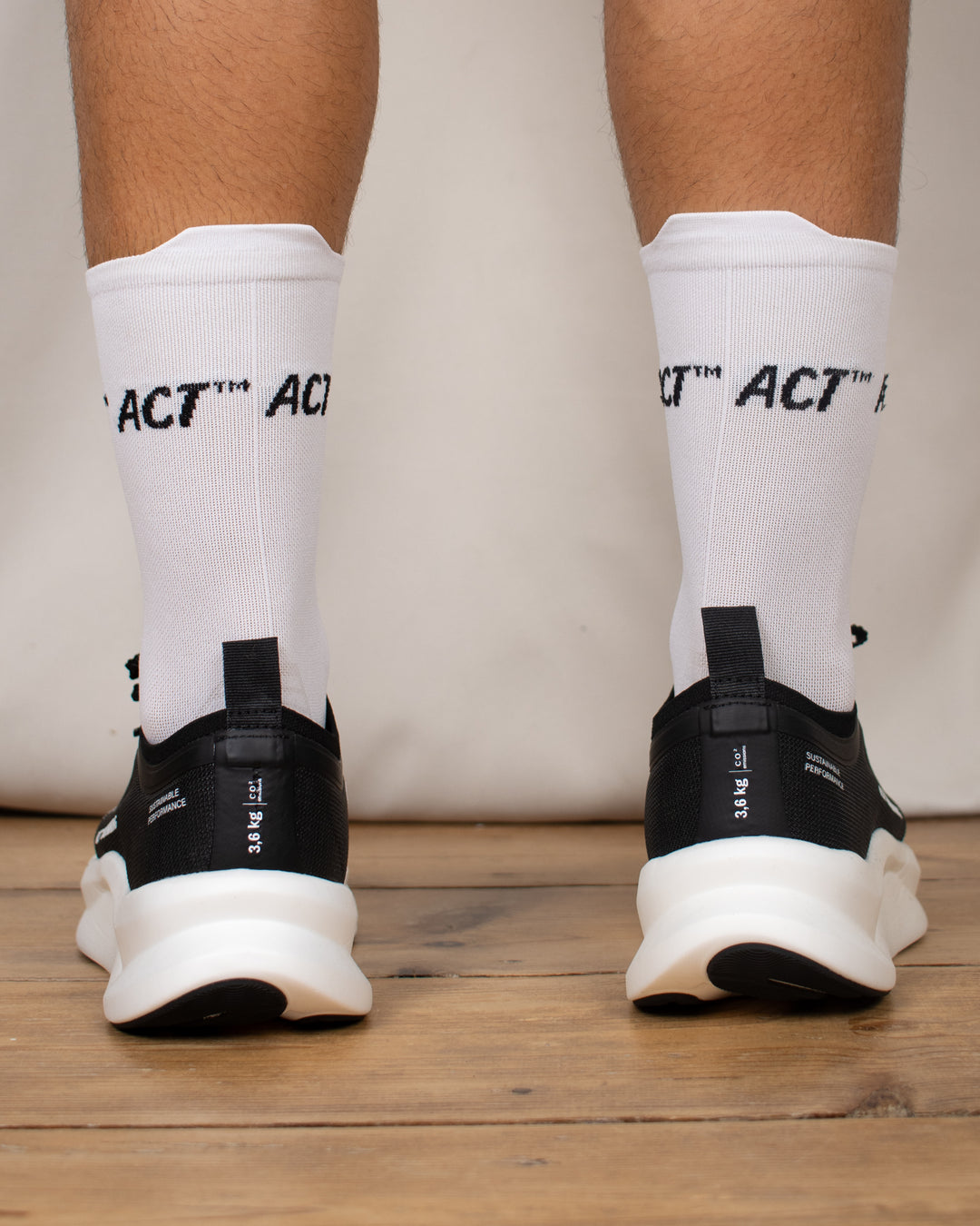 C.1 Running Shoe Noir