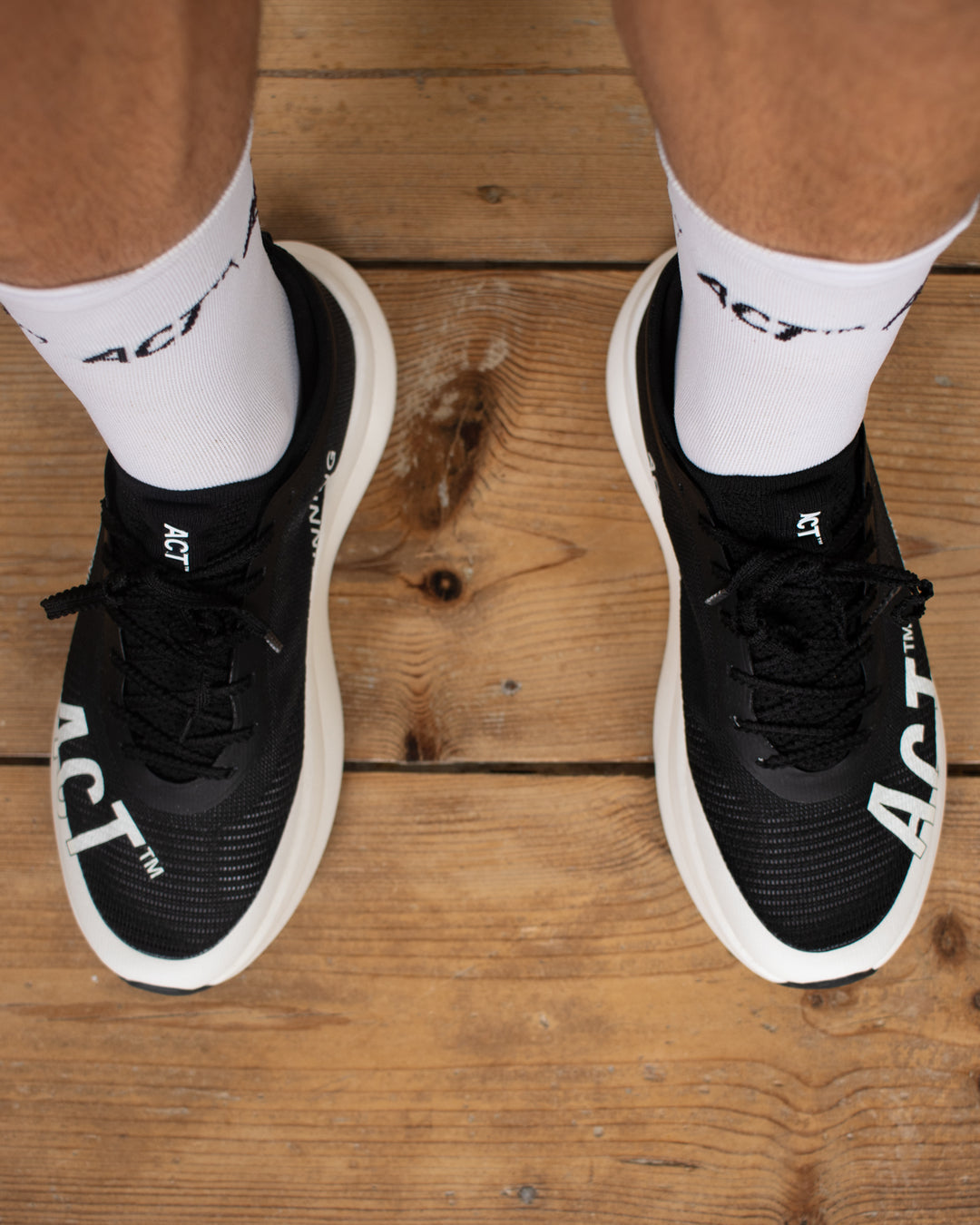 C.1 Running Shoe Noir