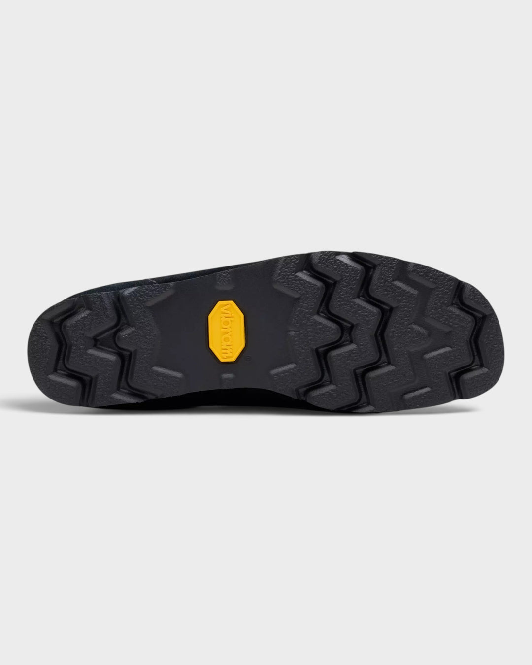 Clarks Wallabee GTX Black Suede — semelle extérieure