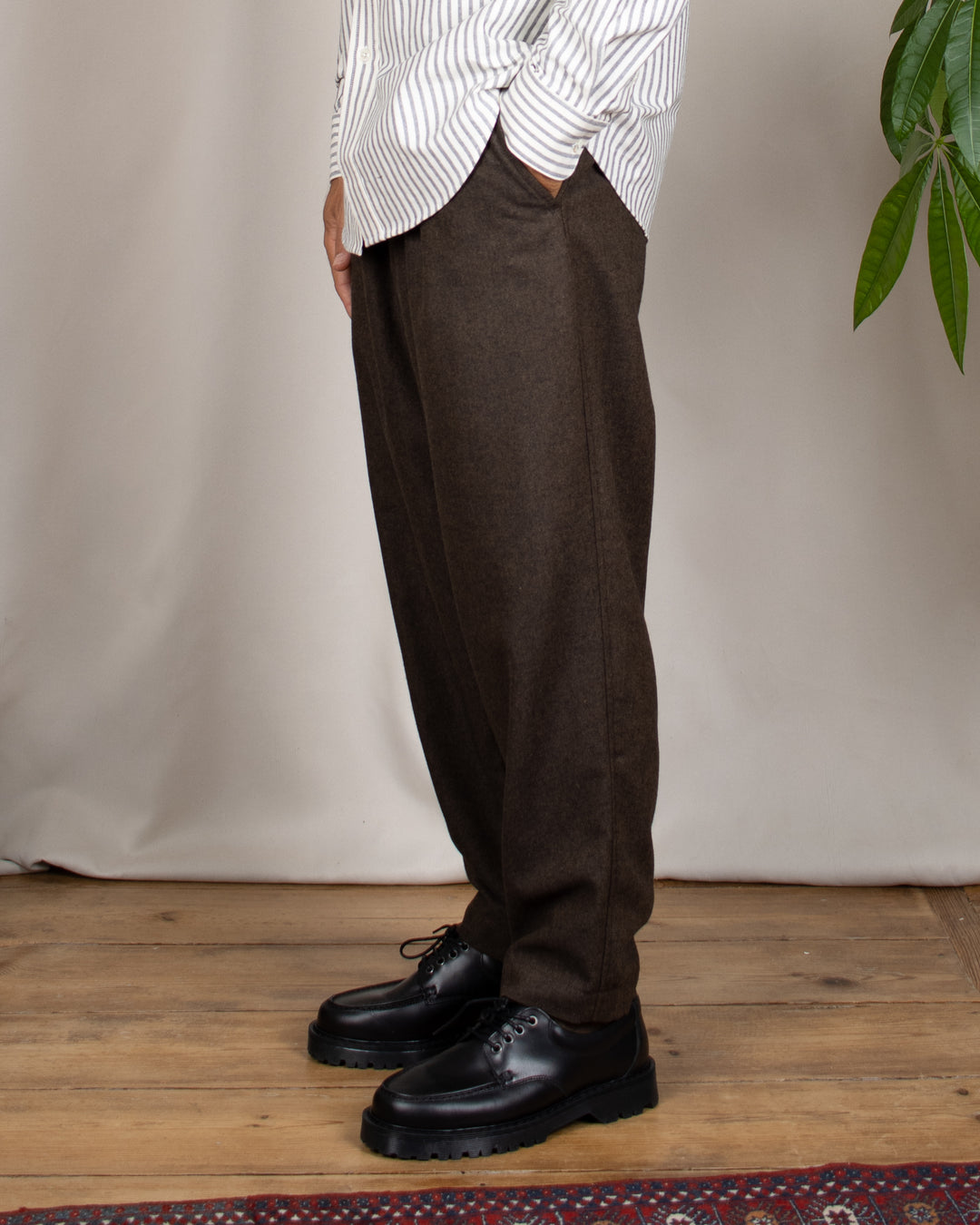 Pleated Track Pant Recycled IT Tweed Brown