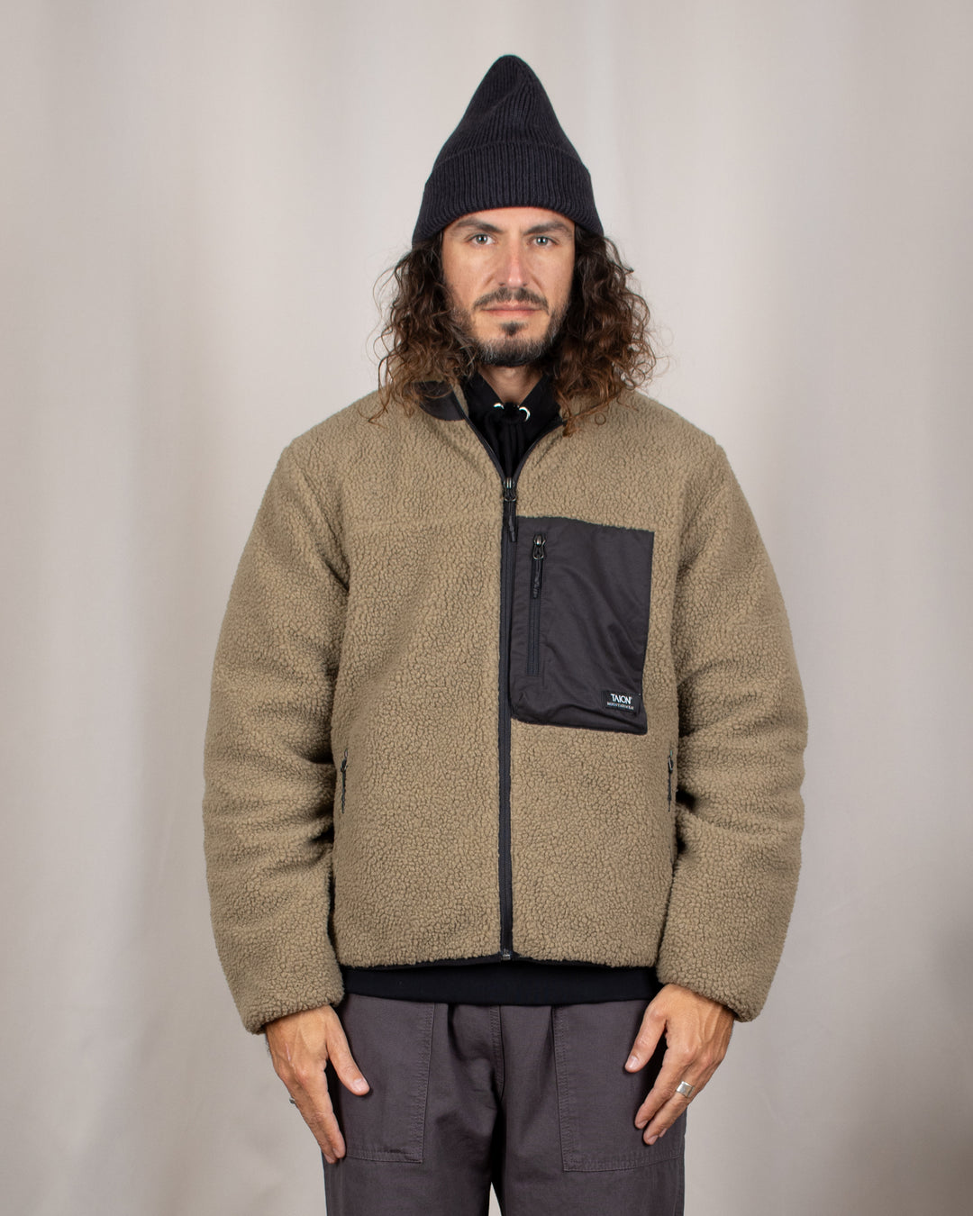 Taion Mountain Boa Fleece High-Neck Jacket Beige, vue du produit