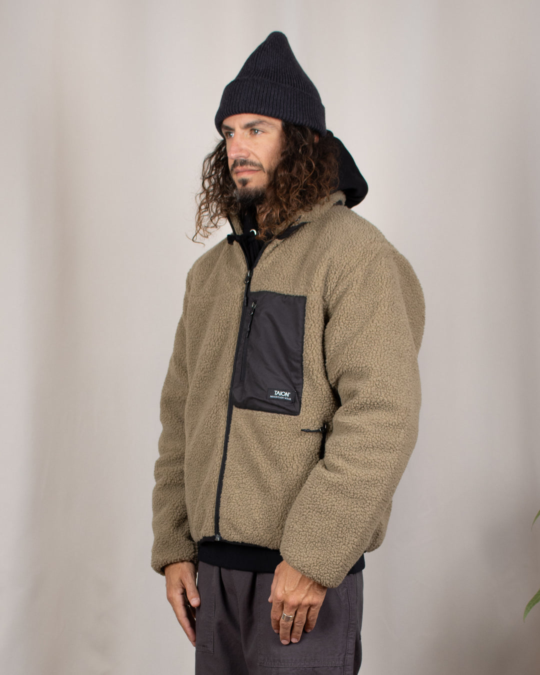 Taion Mountain Boa Fleece High-Neck Jacket Beige, vue du produit