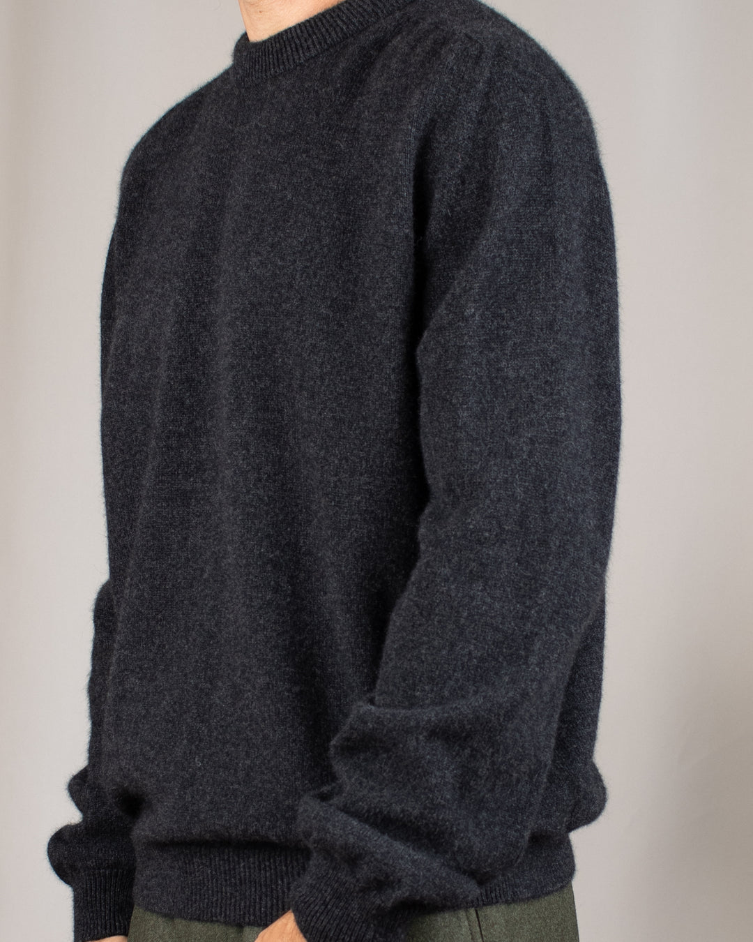 Pull Armen Col Rond Charcoal