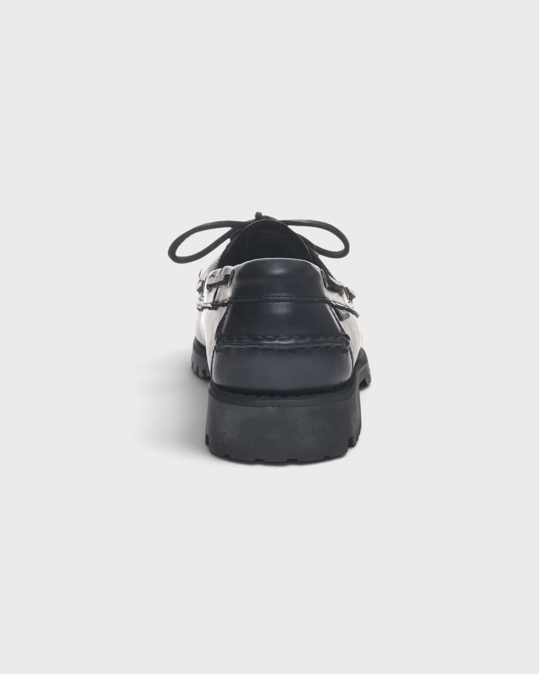 Sebago Ranger Waxy Total Black, vue arrière