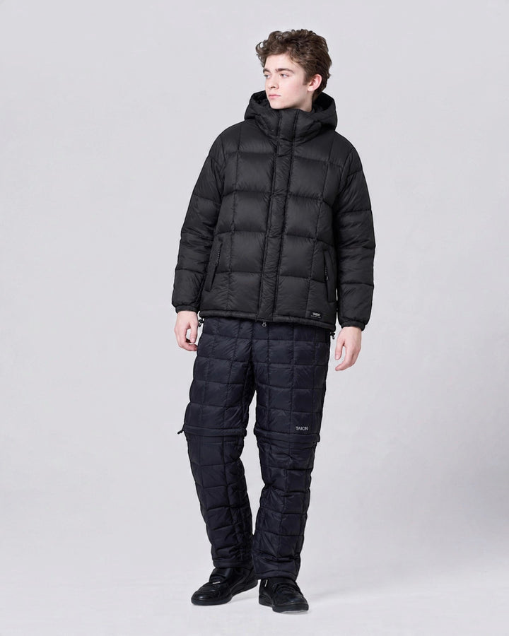 Taion Mountain Hooded Fly-Front Volume Down Jacket Black, vue portée