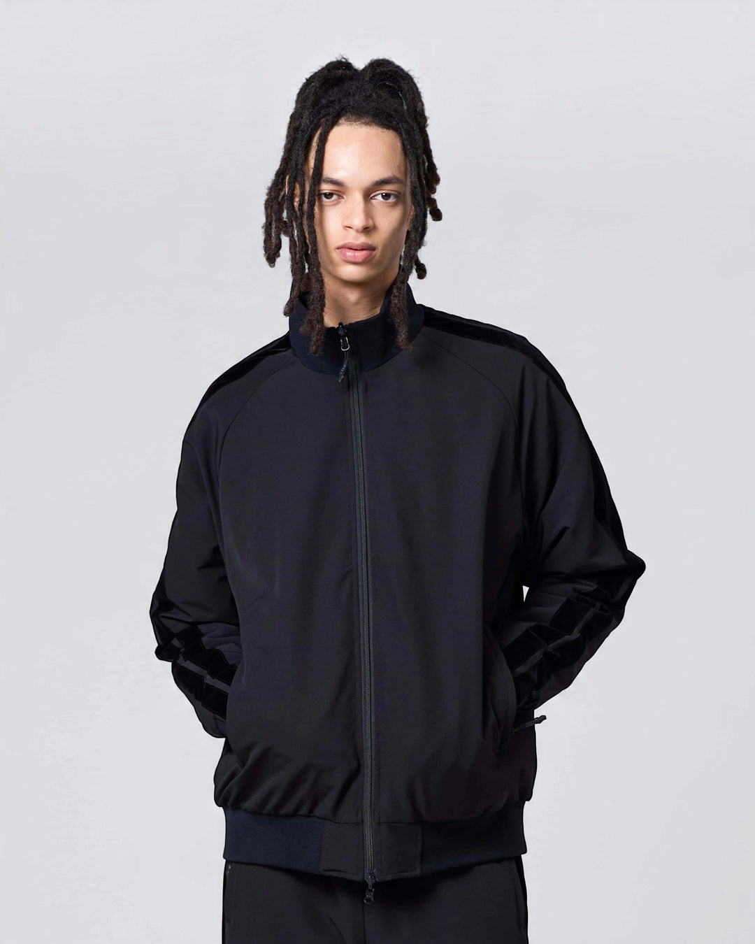 Taion Reversible Relax High-Neck Down Jacket BK×BK (LINE/BLACK), vue portée