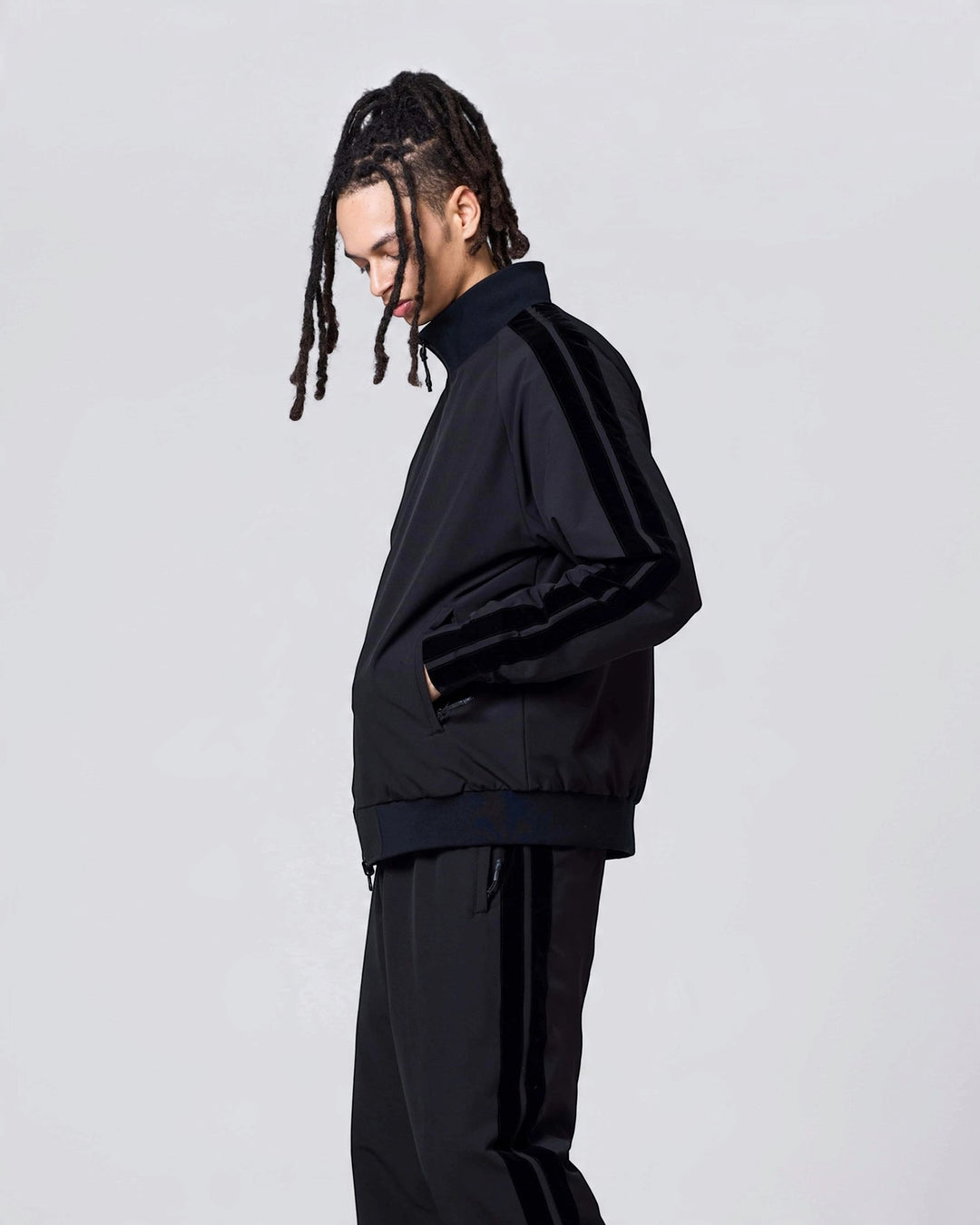 Taion Reversible Relax High-Neck Down Jacket BK×BK (LINE/BLACK), vue portée