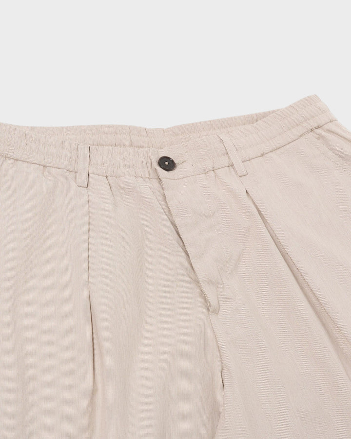 Pleated Track Short Kennedy Stripe Brown