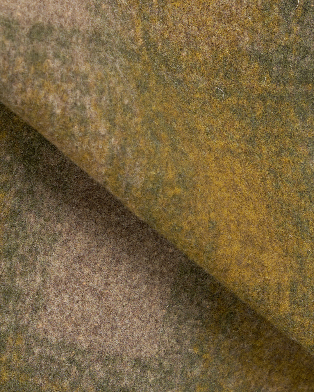 Tissu Techno Melton Check Olive Universal Works