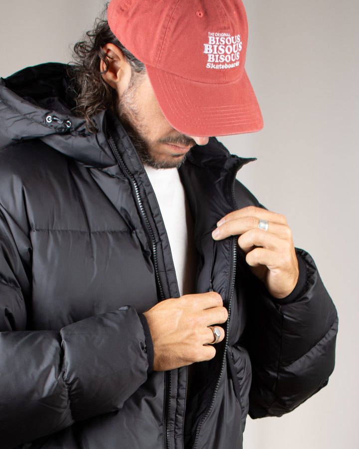 Caps Grease Harvard Red