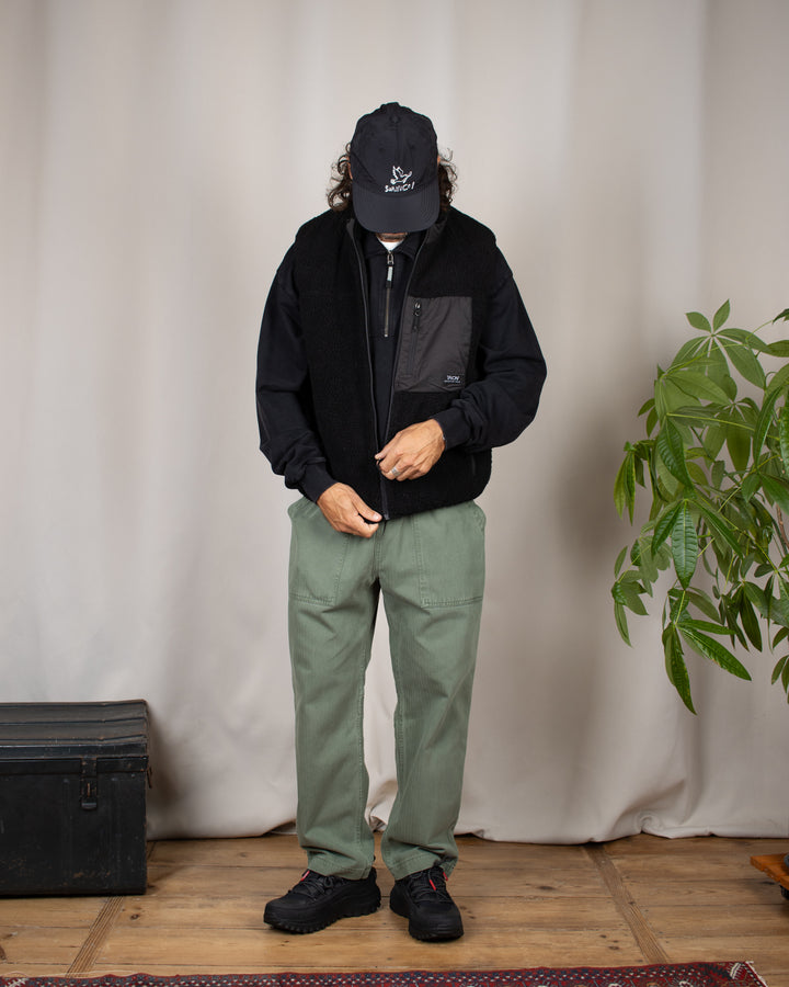 Nylon Dove Cap Black