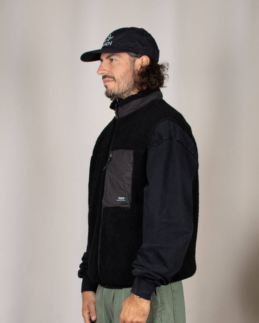 Mountain Boa Fleece High-Neck Vest Black