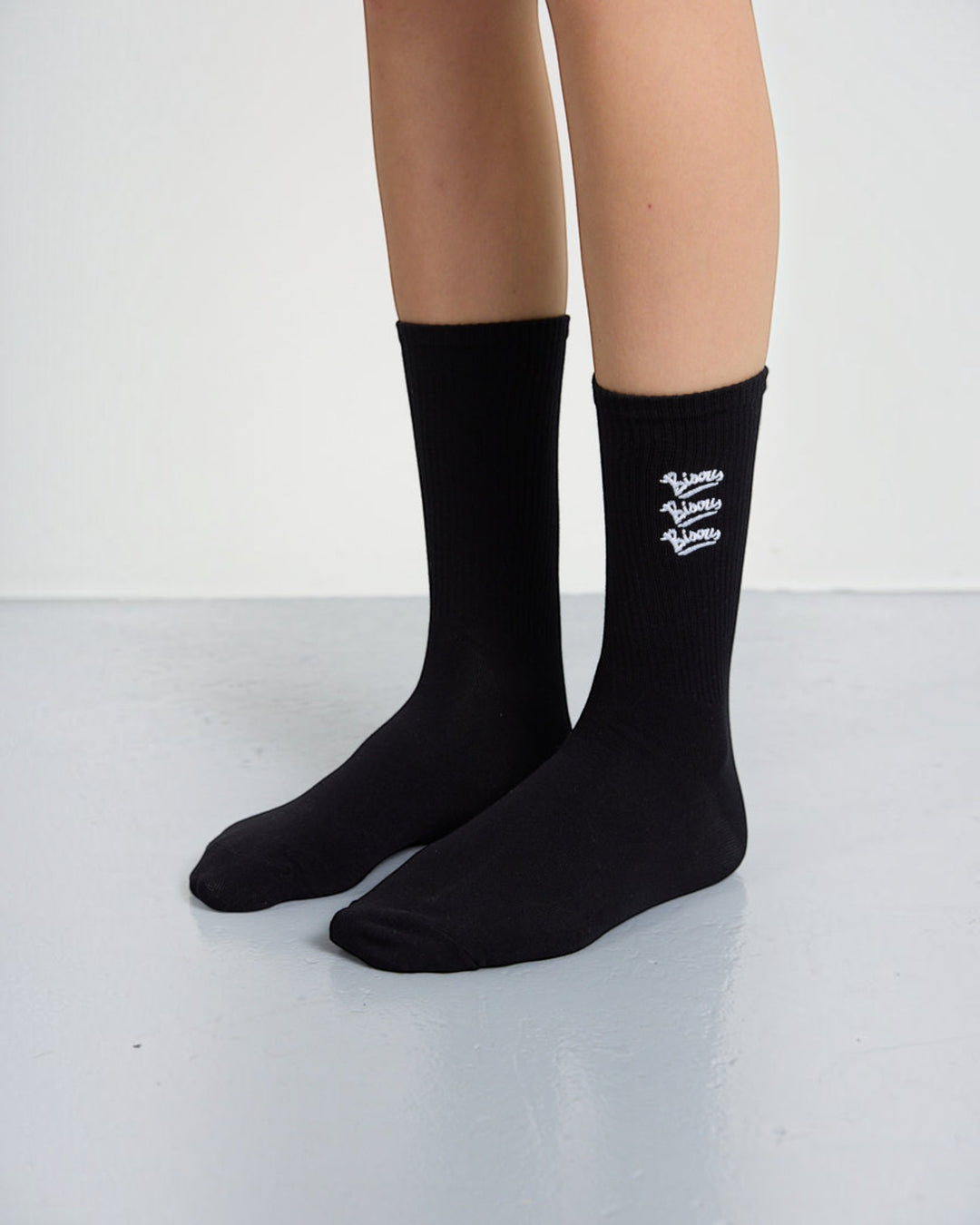 Bisous Socks Gianni Embroidery Black portées