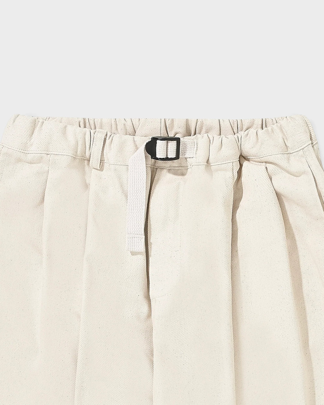 Two Tuck Wide Denim Pants Ecru
