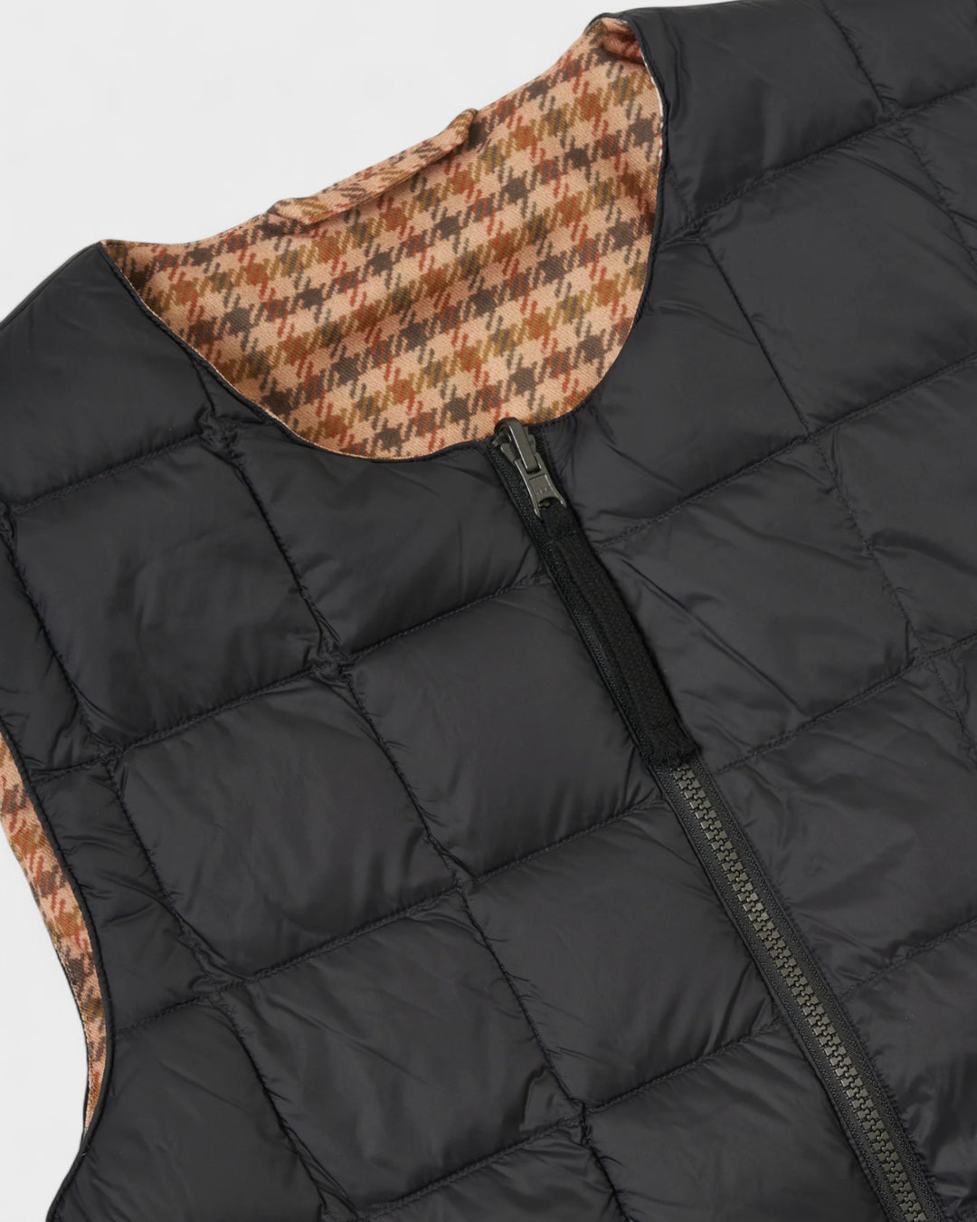 TAION x Universal Works Reversible Zip Down Vest Black