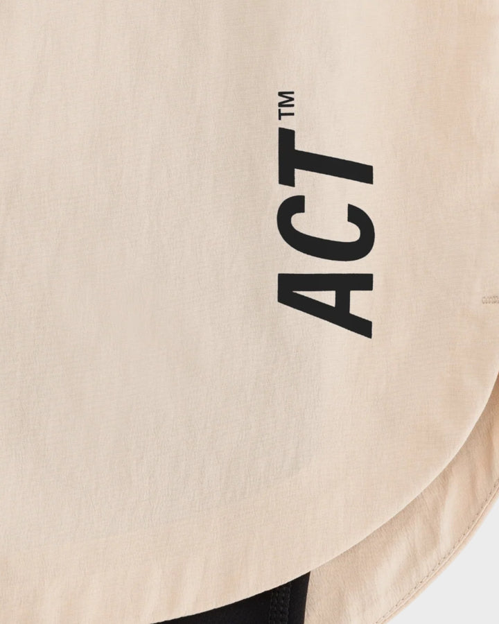 ACT Running ShellLight Short 2en1 Beige — vue complémentaire