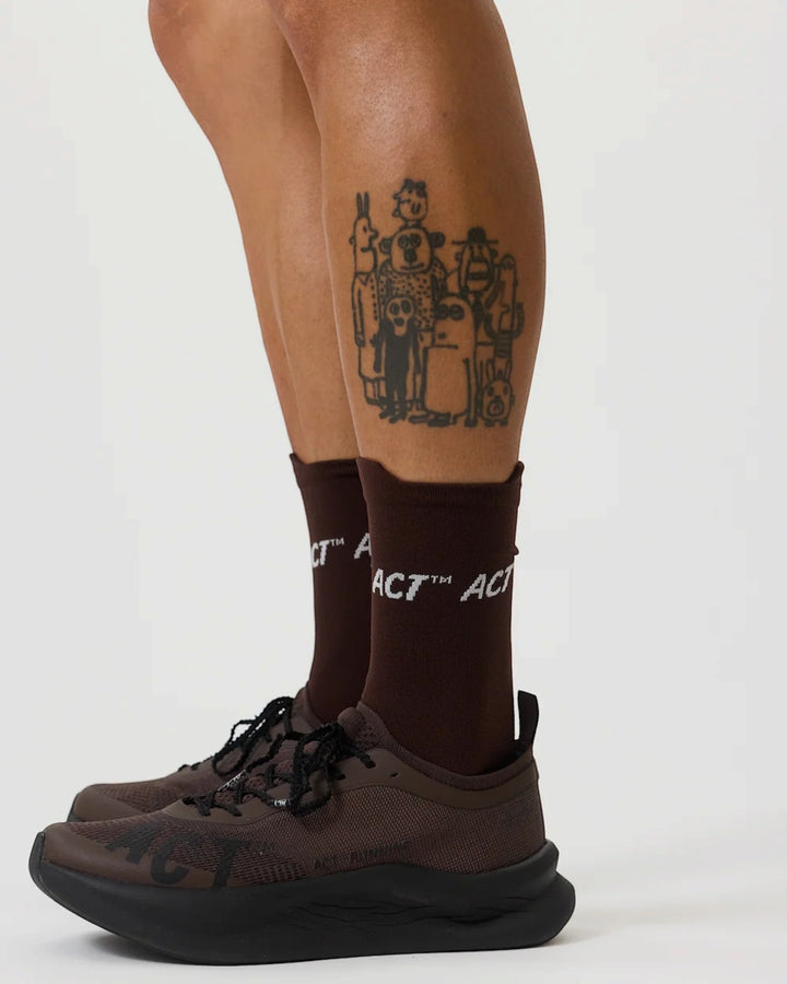 ACT Running FitLite Chaussettes Marron — vue portée