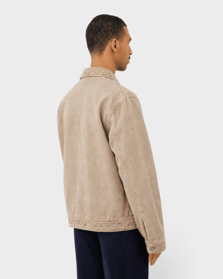 Veste DN06 coupe standard Grès Ateliers de Nîmes portée de profil arrière