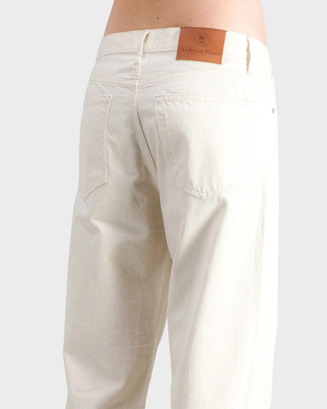 DN.10 loose jeans in organic cotton