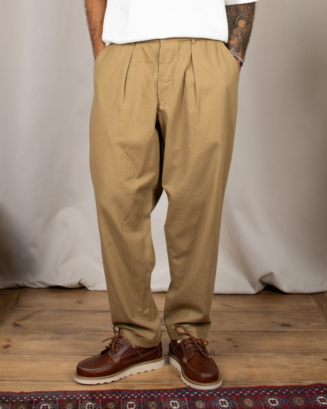 Pleated Track Pant Brushed Moleskin Sand