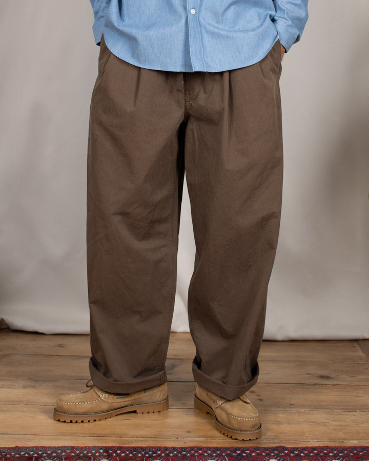 Two Tuck Wide Pants Brown