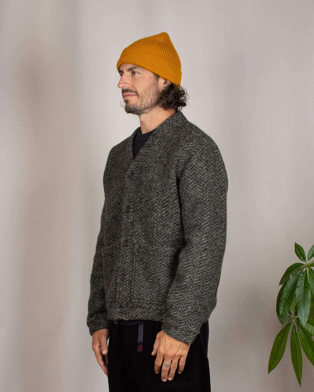Advance Cardigan Raven Fleece Olive