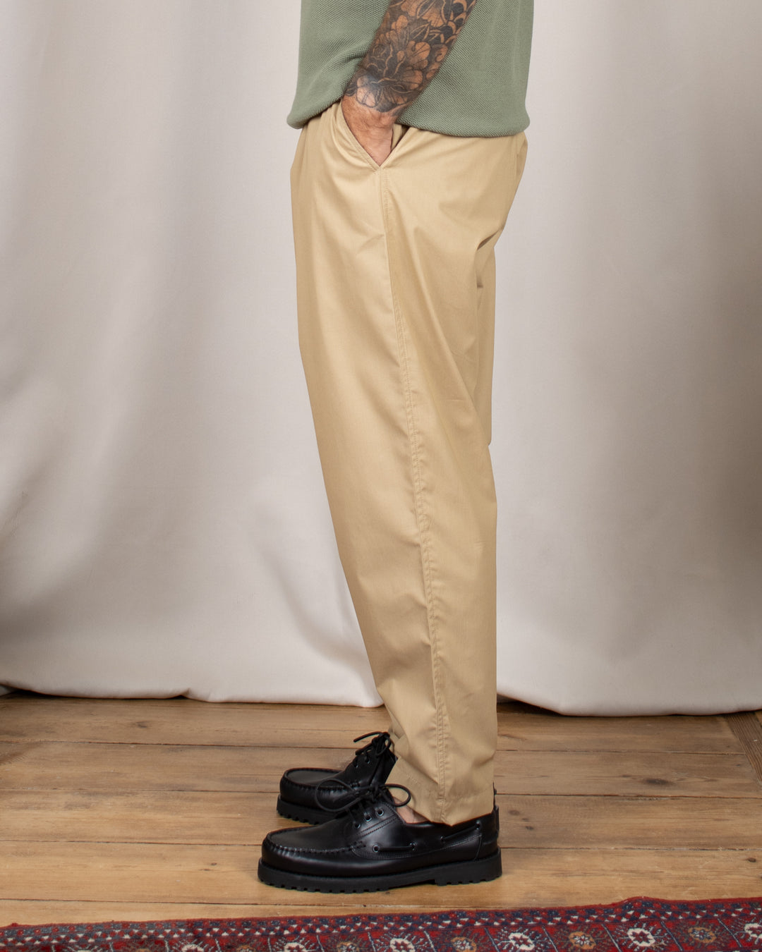Pleated Track Pant Recycled Polytech Sand