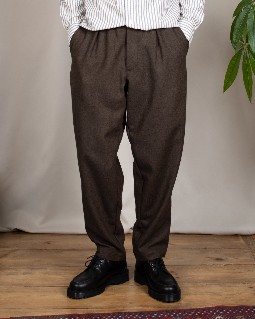 Pleated Track Pant Recycled IT Tweed Brown