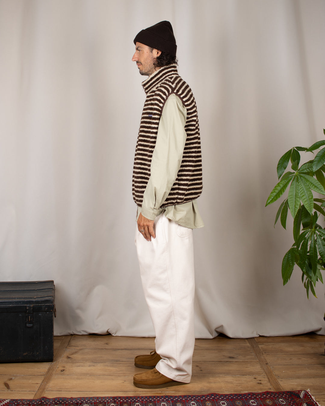 Stripe Fleece Zipper Vest Brown