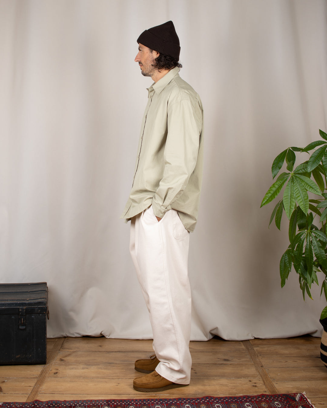 Two Tuck Wide Denim Pants Ecru
