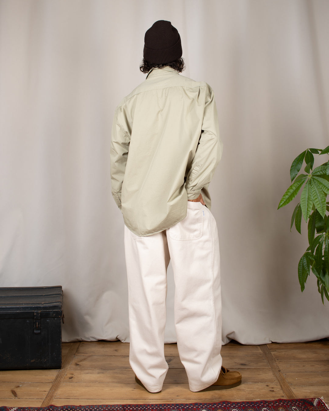 Two Tuck Wide Denim Pants Ecru