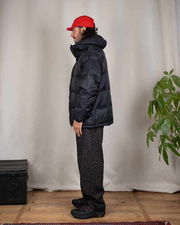 Mountain Hooded Fly-Front Volume Down Jacket Black