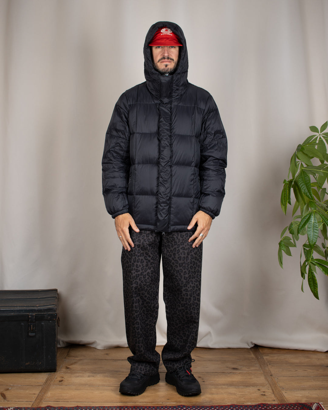 Mountain Hooded Fly-Front Volume Down Jacket Black