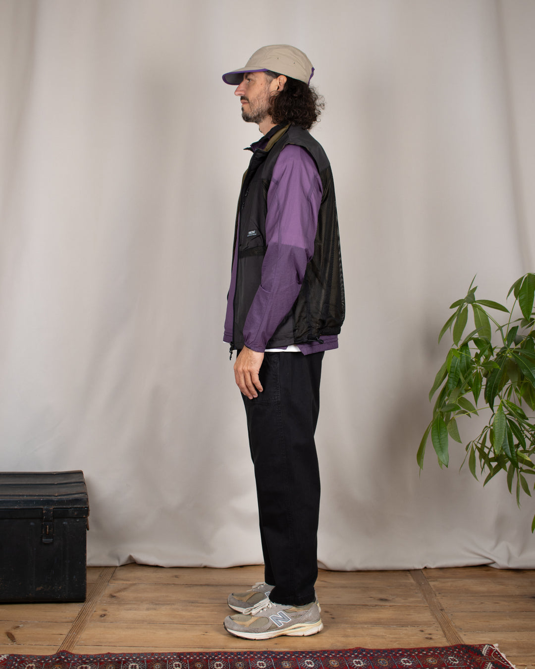 Down Mountain Reversible Mesh Vest Black/D.Olive