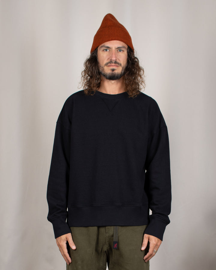Relax Crew Sweater Black