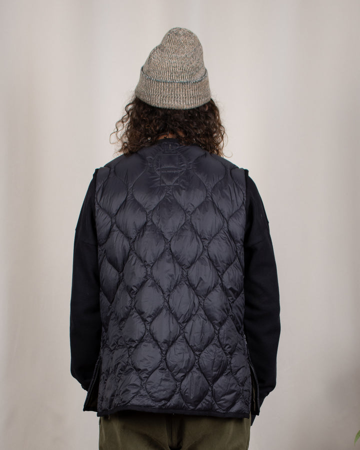 Military V Neck W-Zip Down Vest Black