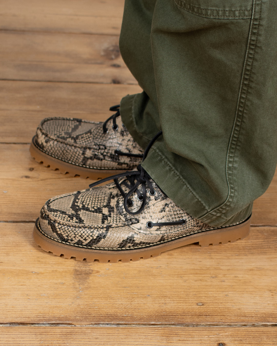Ollie Boat Shoe Earth Snake Leather