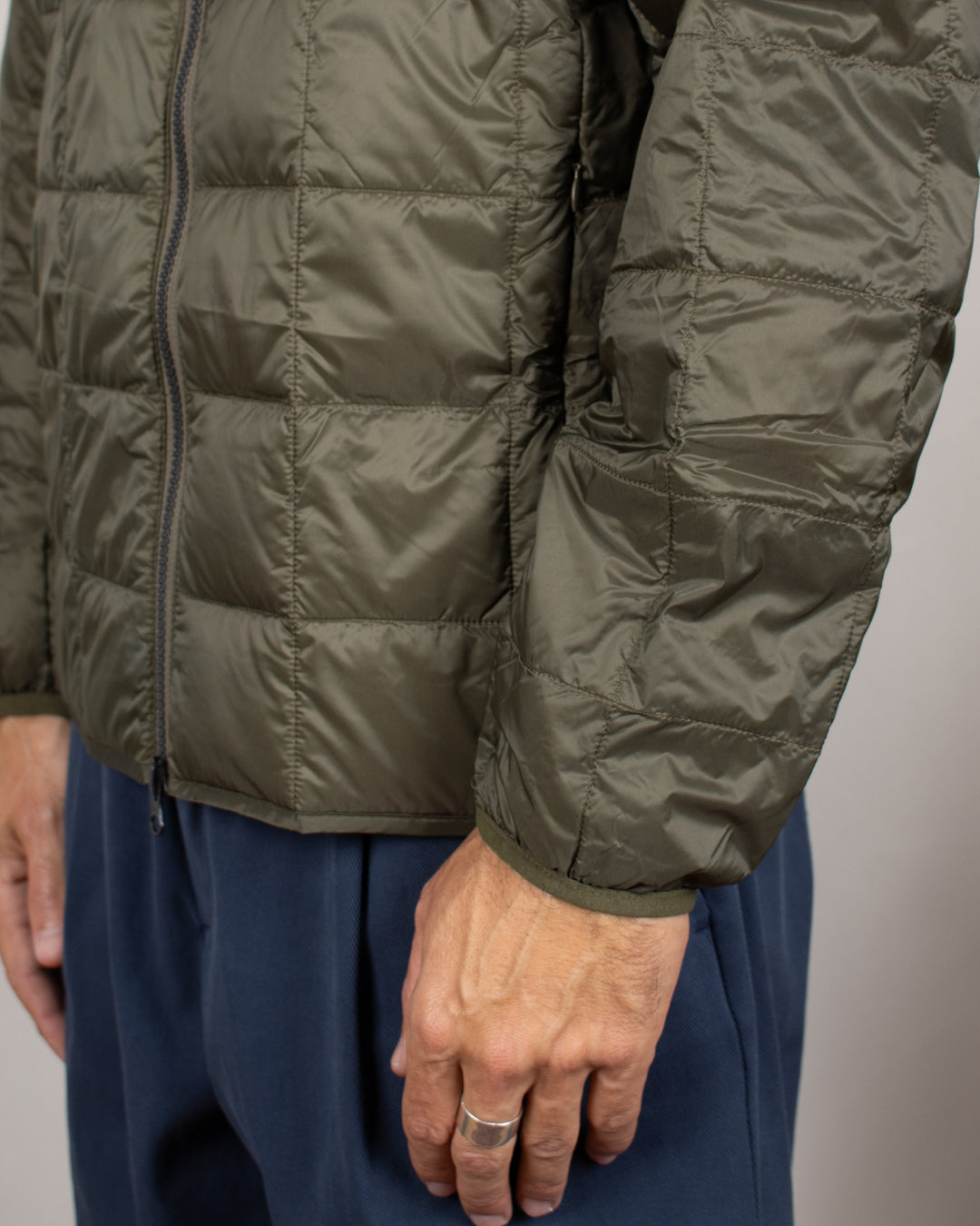 Hi Neck W-Zip Down Jacket Dark Olive