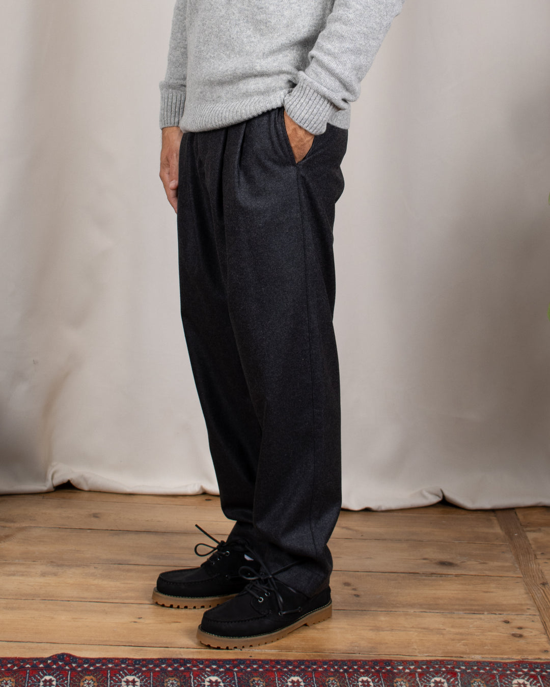 Double Pleats Flannel Pants Dark Grey Mel