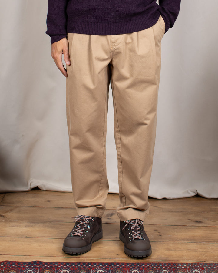 Double Pleats Twill Pants Beige