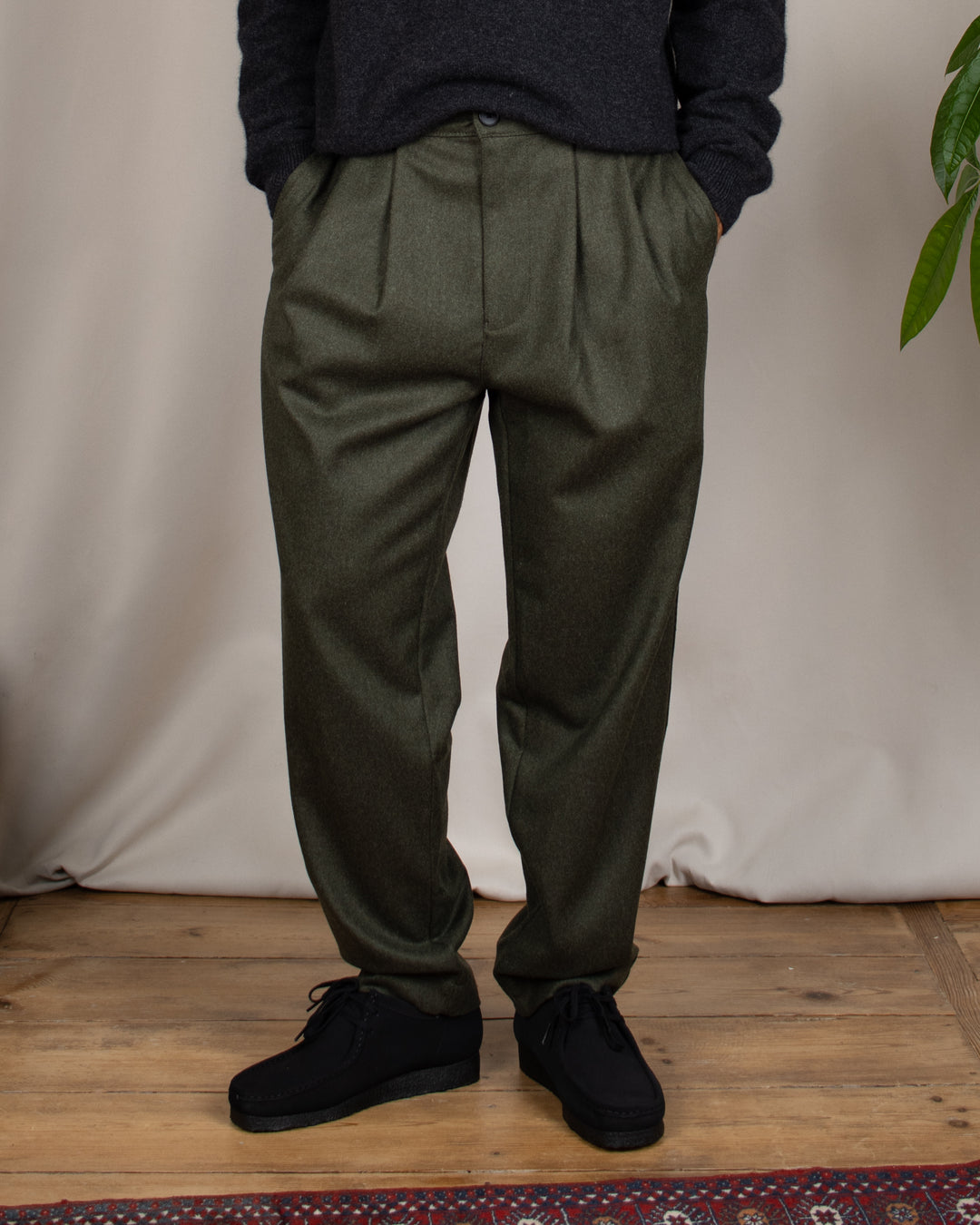 Double Pleats Flannel Pants Olive Mel