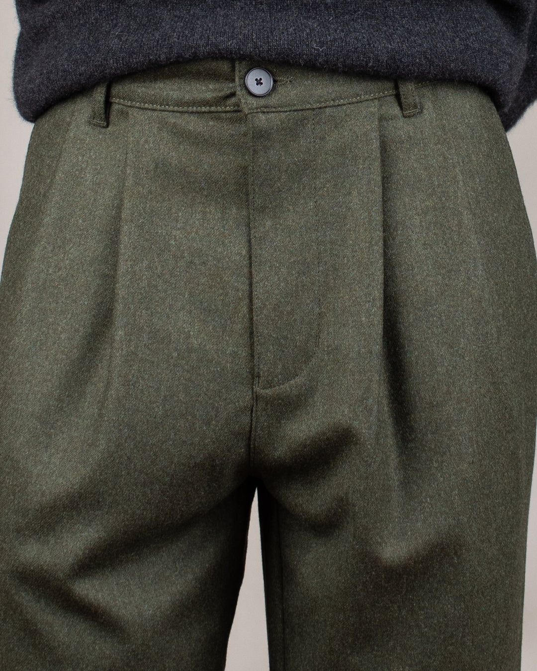 Double Pleats Flannel Pants Olive Mel