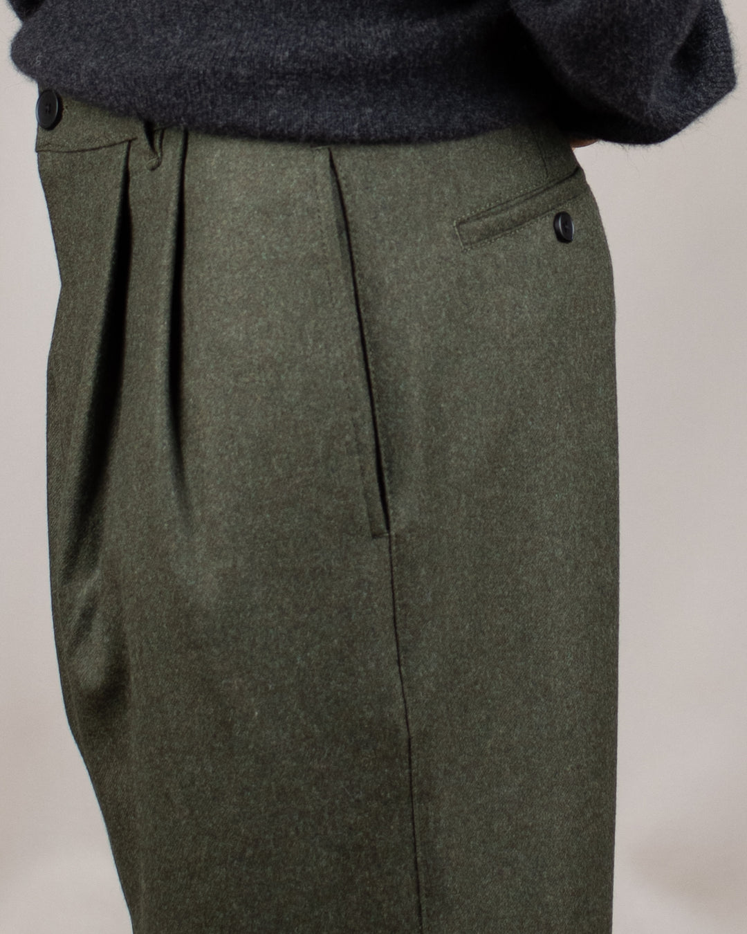 Double Pleats Flannel Pants Olive Mel