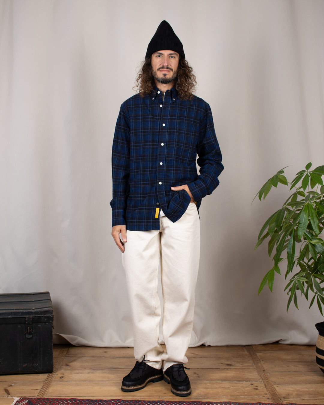 N°5 Classic Button Down Collar Shirt Black/Blue