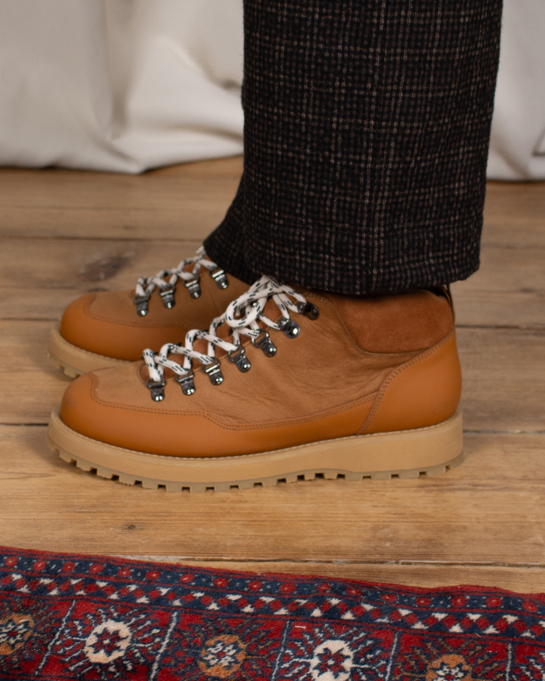 Dune Mid Cognac Tumbled Nubuck