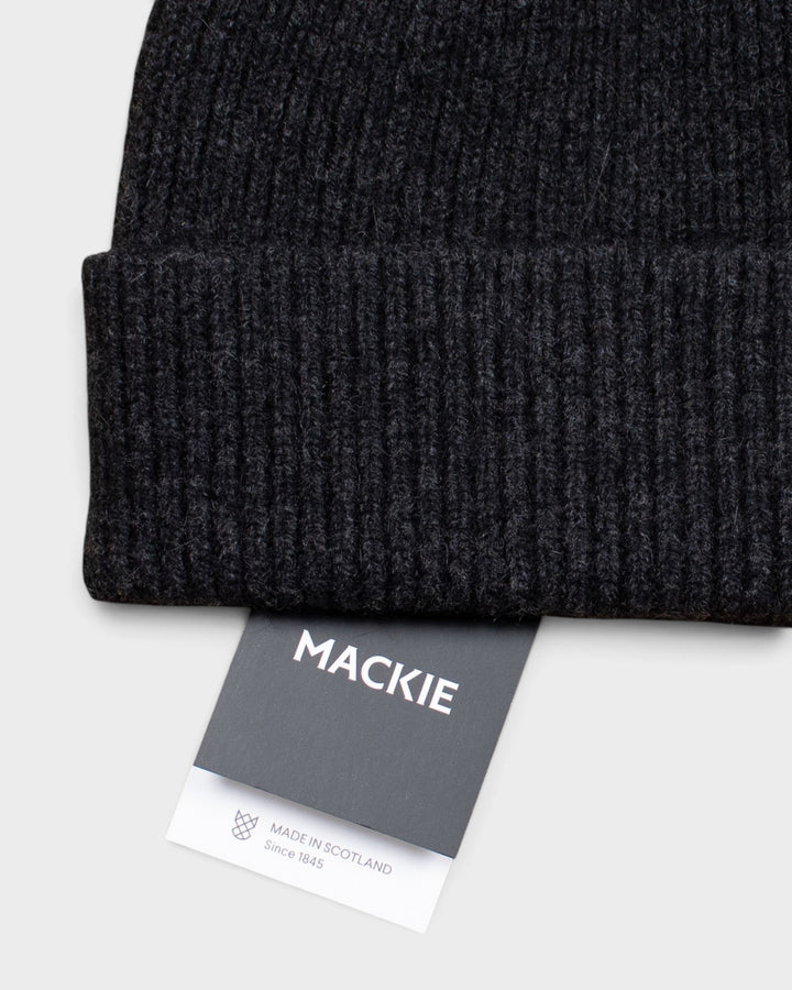 Bonnet Mackie Barra Hat Charcoal, détail du revers