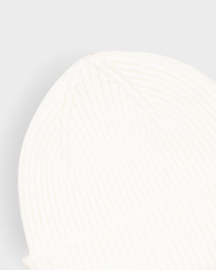 Bonnet Mackie Barra Hat Ecru, détail de la maille