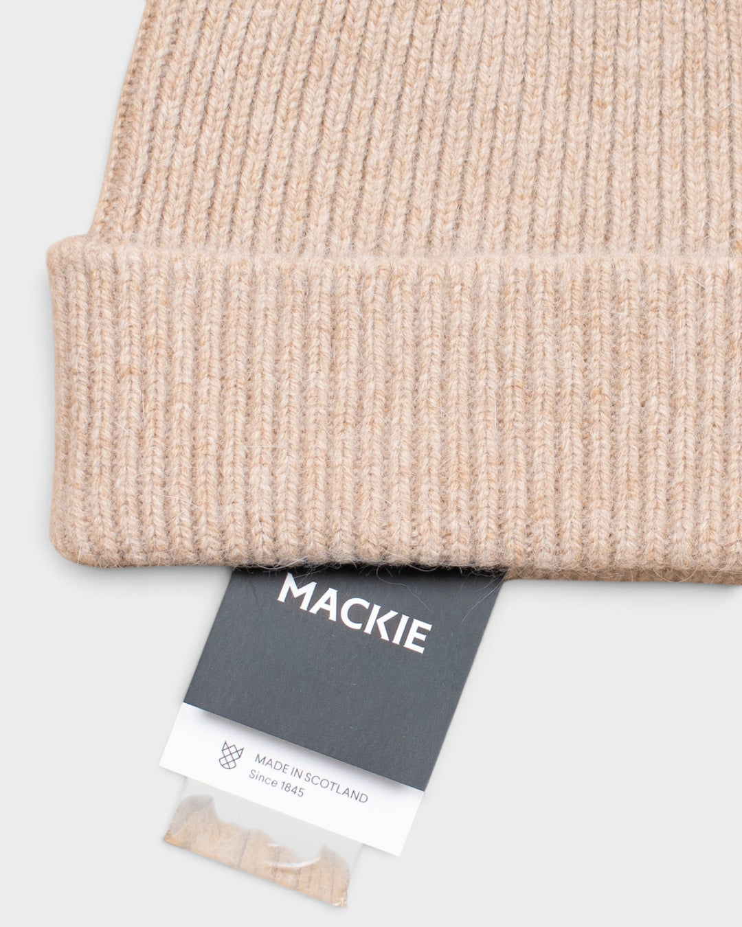 Bonnet Mackie Barra Hat Fawn, détail du revers