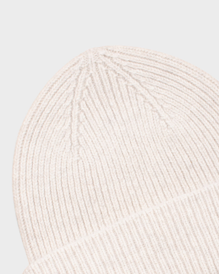 Bonnet Mackie Barra Hat Natural, détail de la maille