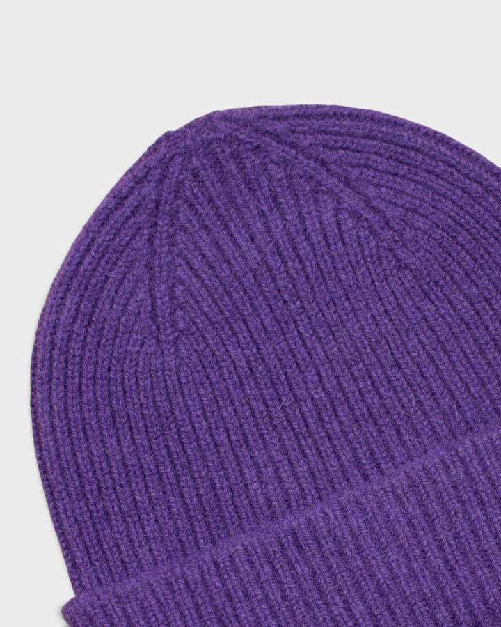 Bonnet Mackie Barra Hat Prune, détail de la maille
